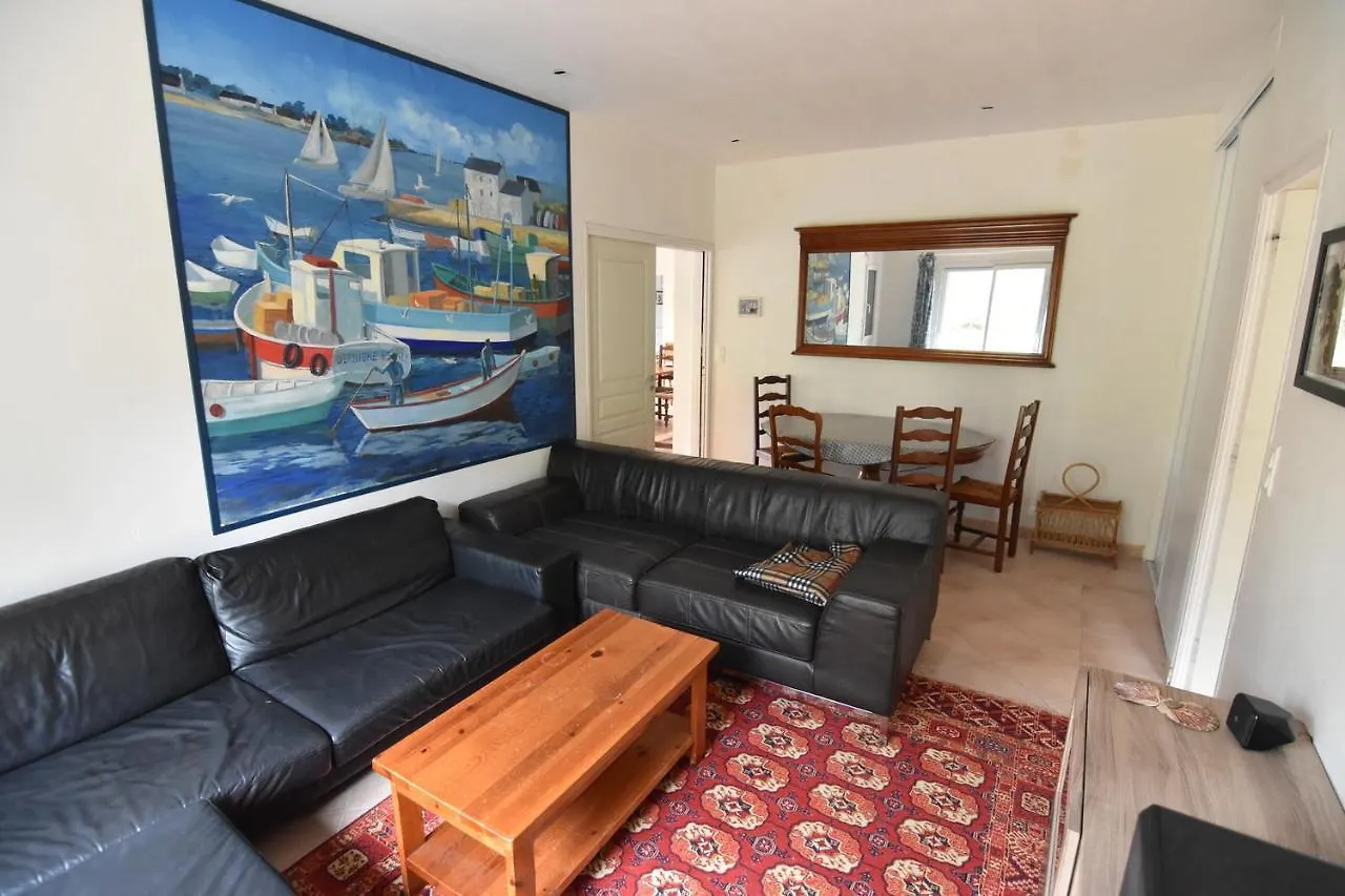 Holiday home A 750M Plage Du Portuais - Maison Pour 13 Erquy France